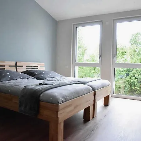 Sonnenscheinhaus 4 *